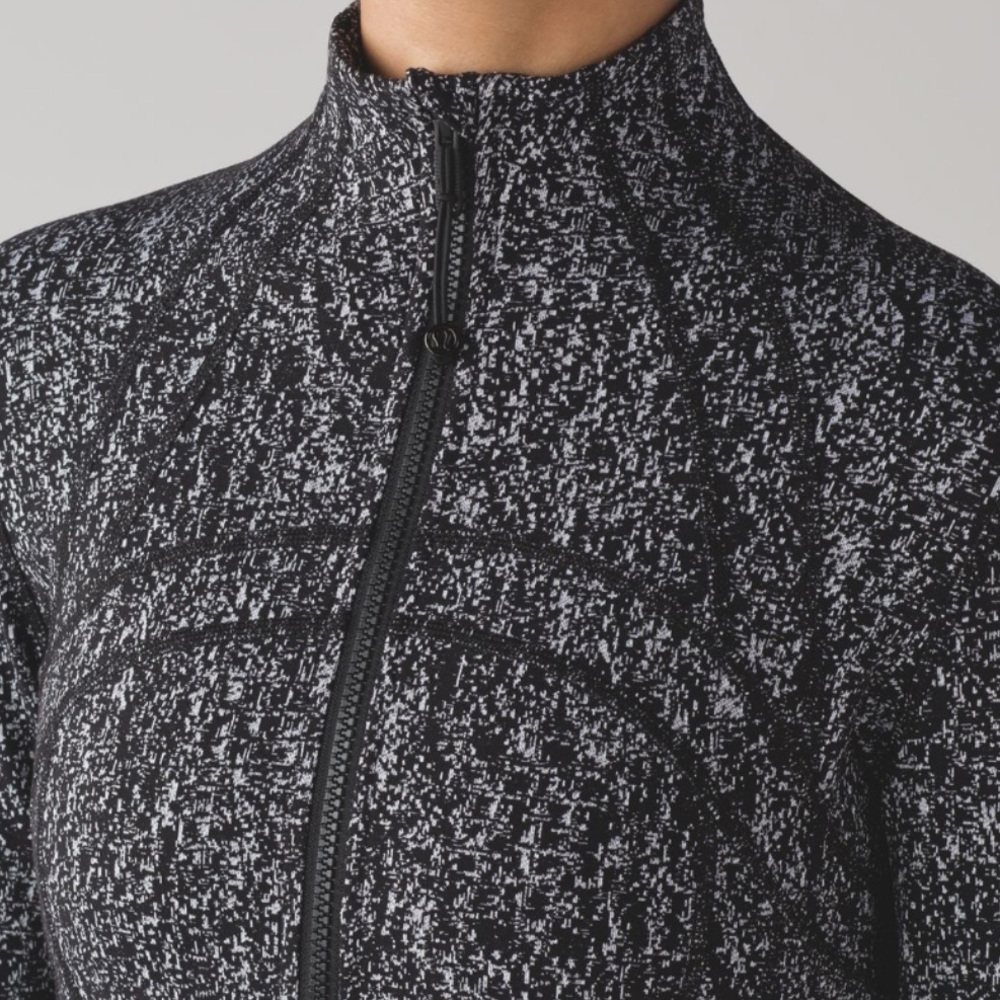 lululemon lightly jacket - Picture 4 of 7